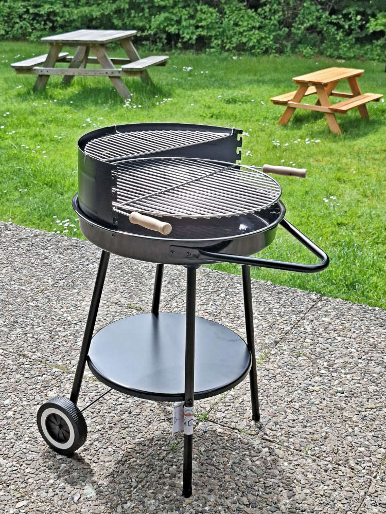 Grill und Sitzgruppen